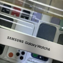 Brand New Samsung Galaxy Watch 6⌚️⌚️📷🔥on Sale 🔥📱⌚️📷