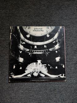 Jethro Tull - A Passion Play Vintage 12" Vinyl 33 RPM LP Record Album 1973