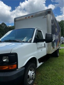 2016 Chevrolet 2500 Box Truck