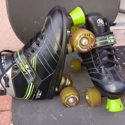 Skates SIZE MEN-8  WOMEN-9 