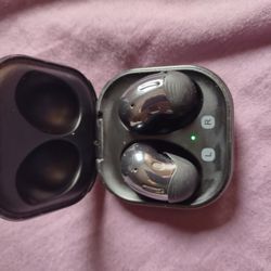 Wireless Samsung Ear Buds
