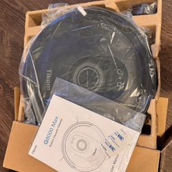 Robot Vacuum and Mob