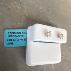 Rose gold Sterling silver moissanite stud earrings with 0.85 carat total weight #moissanite #diamond