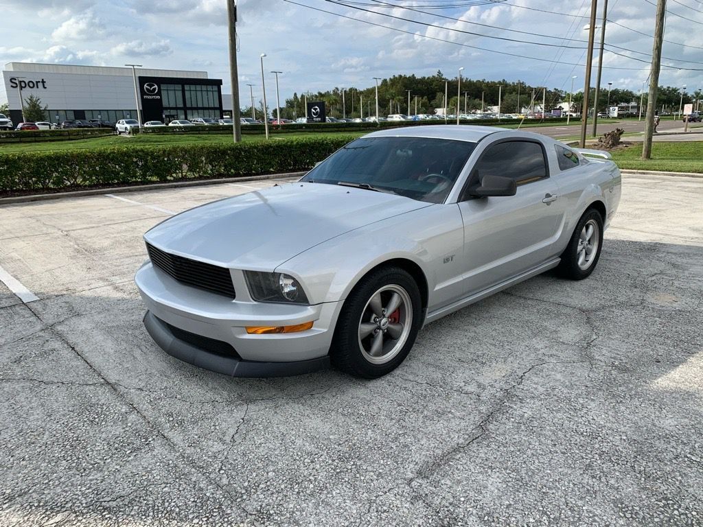 2005 Ford Mustang