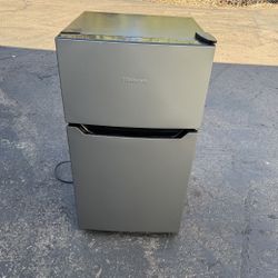 Mini Fridge Refrigerator With Separate Freezer Free Local Delivery