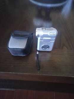 DXG Mini Digital Video Camera 3.0 mp Model