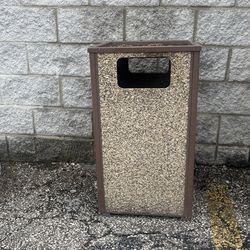 Stone Outdoor Commercial Garbage Can With Ashtray