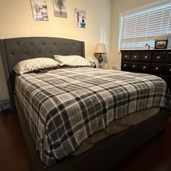 Queen Size Bed With Frame