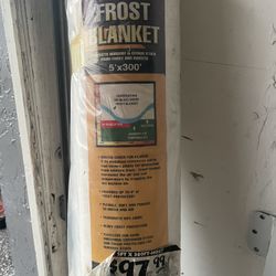 Frost Blanket for Plants- 5foot by 300foot- new never opened 