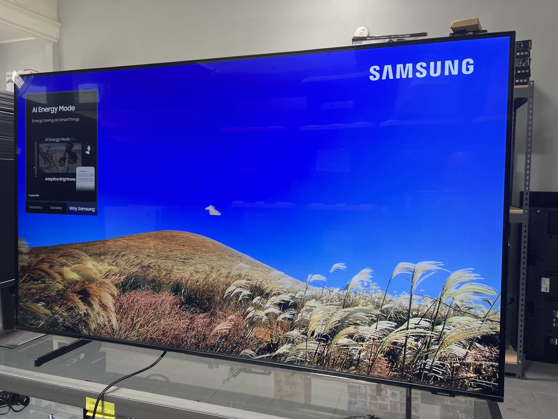 SAMSUNG 55” SMART TV LED 4K HDR DU8000 Crystal Clear Picture 