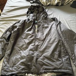 Columbia Mens Tipton Peak OMNI TECH INSULATED WATERPROOF JACKET - Size Large NWT