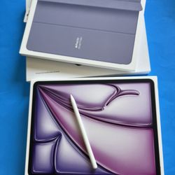 iPad Air 13” (M2 Processor / 2024 / purple) 256gb With Keyboard, Pen Accessories 