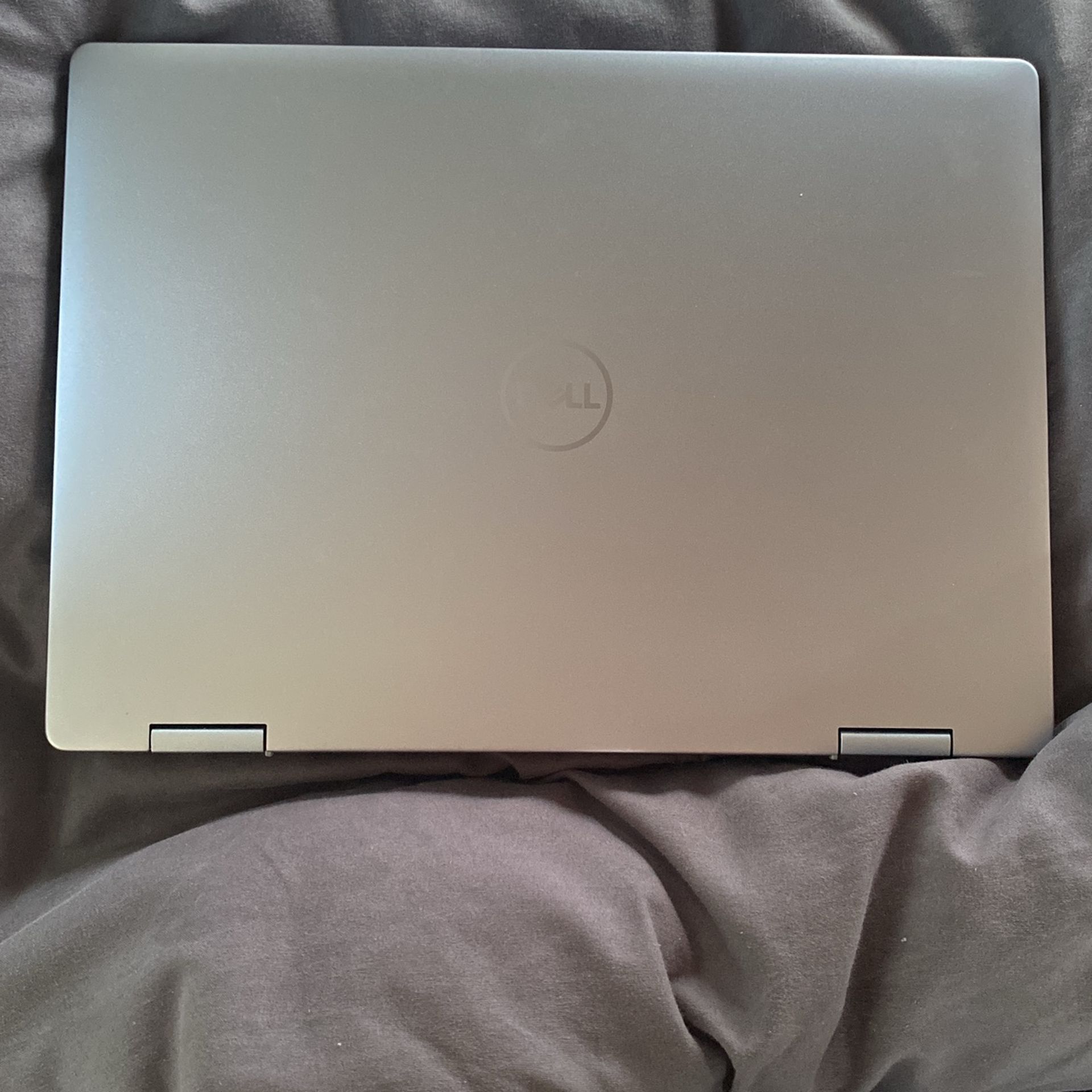 Dell Inspiron 7440 2 In 1 Touchscreen