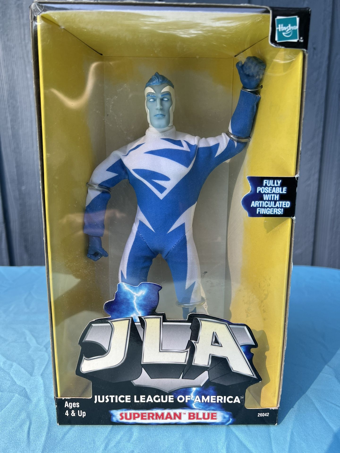 Hasbro JLA DC Comics Superman Blue Action Figure
