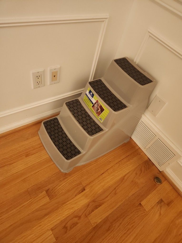 Pet Steps Stairs Small Dog Cat Like New 20: High