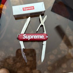 Brand New Supreme Victornox Pocket Knife 