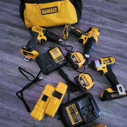 Dewalt Drill Set 