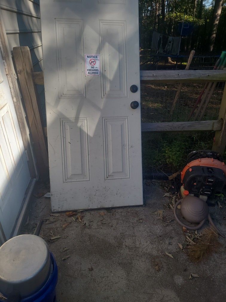 Metal Enrty/ Garage Side Entrance Door 34"