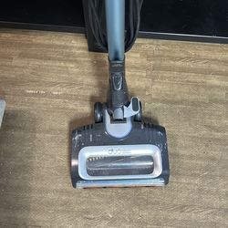 Vacuum  Shark