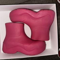 Bottega Puddle Boots