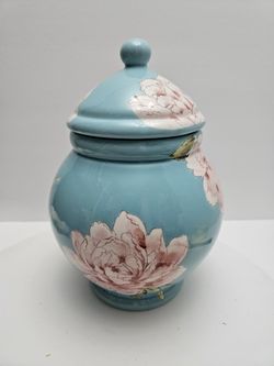Antique ginger jar with lid