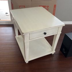 End Table -free (moving)