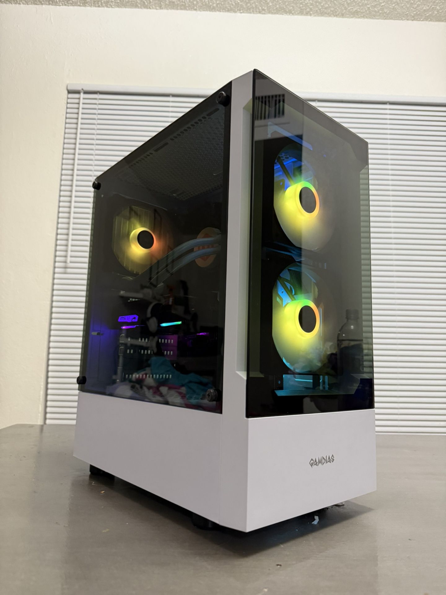 GAMING PC