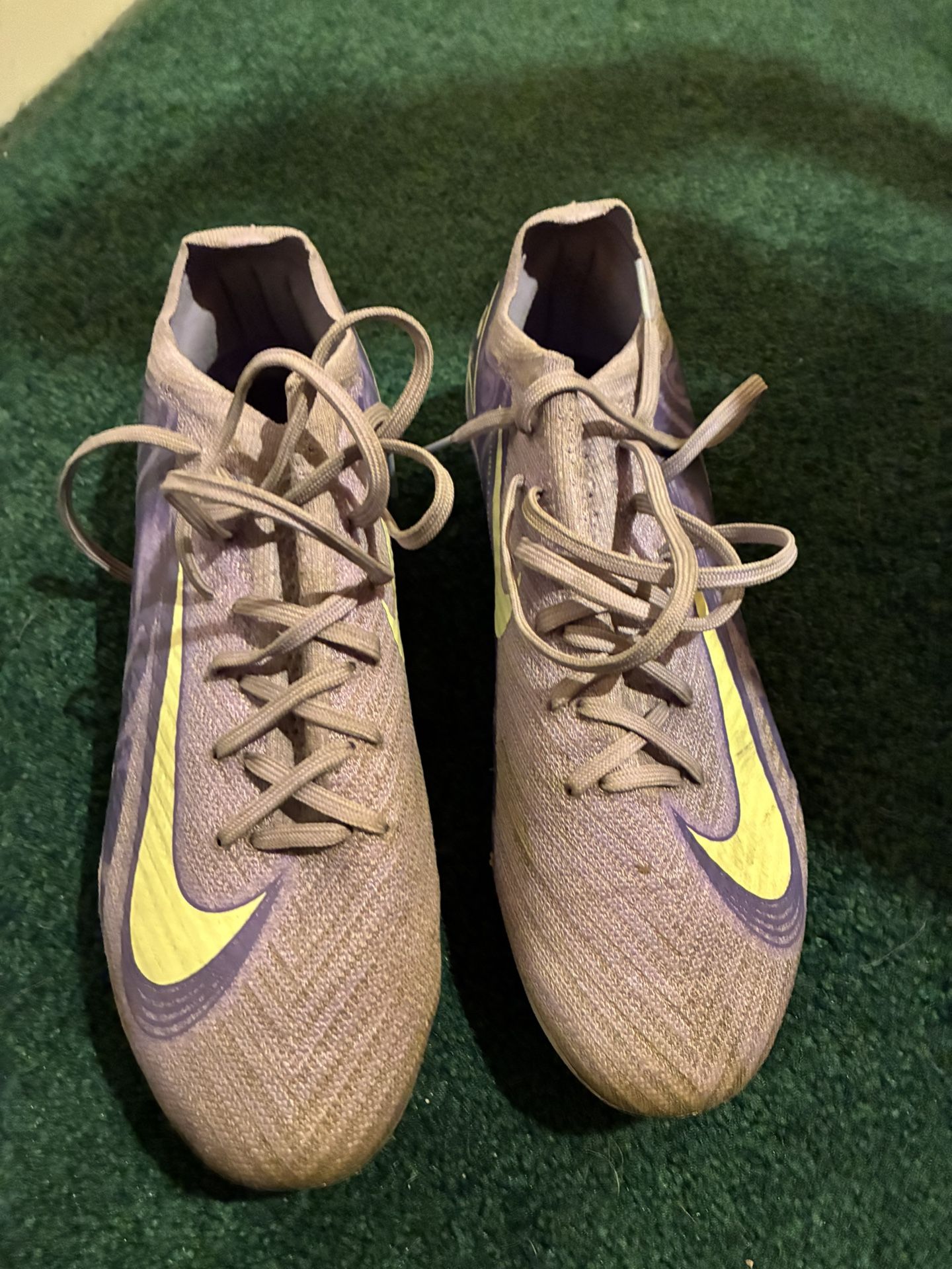 Nike AirZoom FG Soccer cleats 8.5