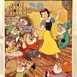Disney Snow White and the Seven Dwarfs Dancing Frame Tray Puzzle by Whitman 1960’s