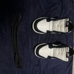 Nike Panda Dunks 