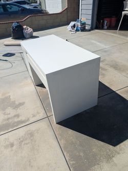 Desk White