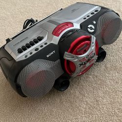 Sony Xplod boombox cd radio aux stereo