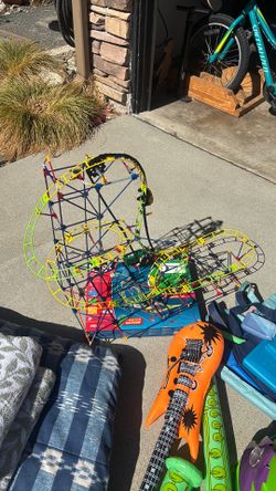 Free stuff, clothes, toys games