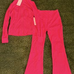 Pretty In Pink! Lululemon Women’s Set — Size 14 — BRAND NEW