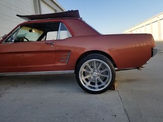 1966 Ford mustang 289