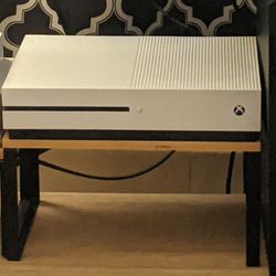 Regular Xbox ONE with Disc Tray 