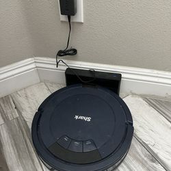 Shark  Robot Vacuum 