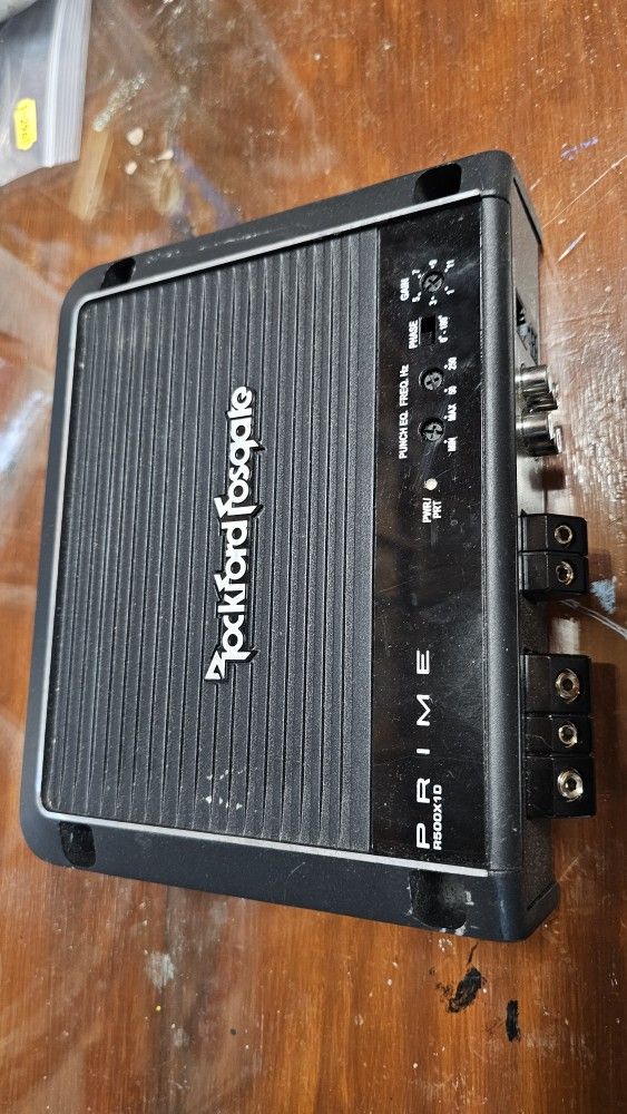 ROCKFORD FOSGATE R500X1D AMPLIFIER!!!