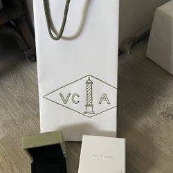 VCA Van Cleef & Arpels Suede Necklace Pendant Box And Bag
