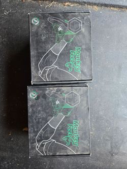 Monkey Feet Dumbell holder