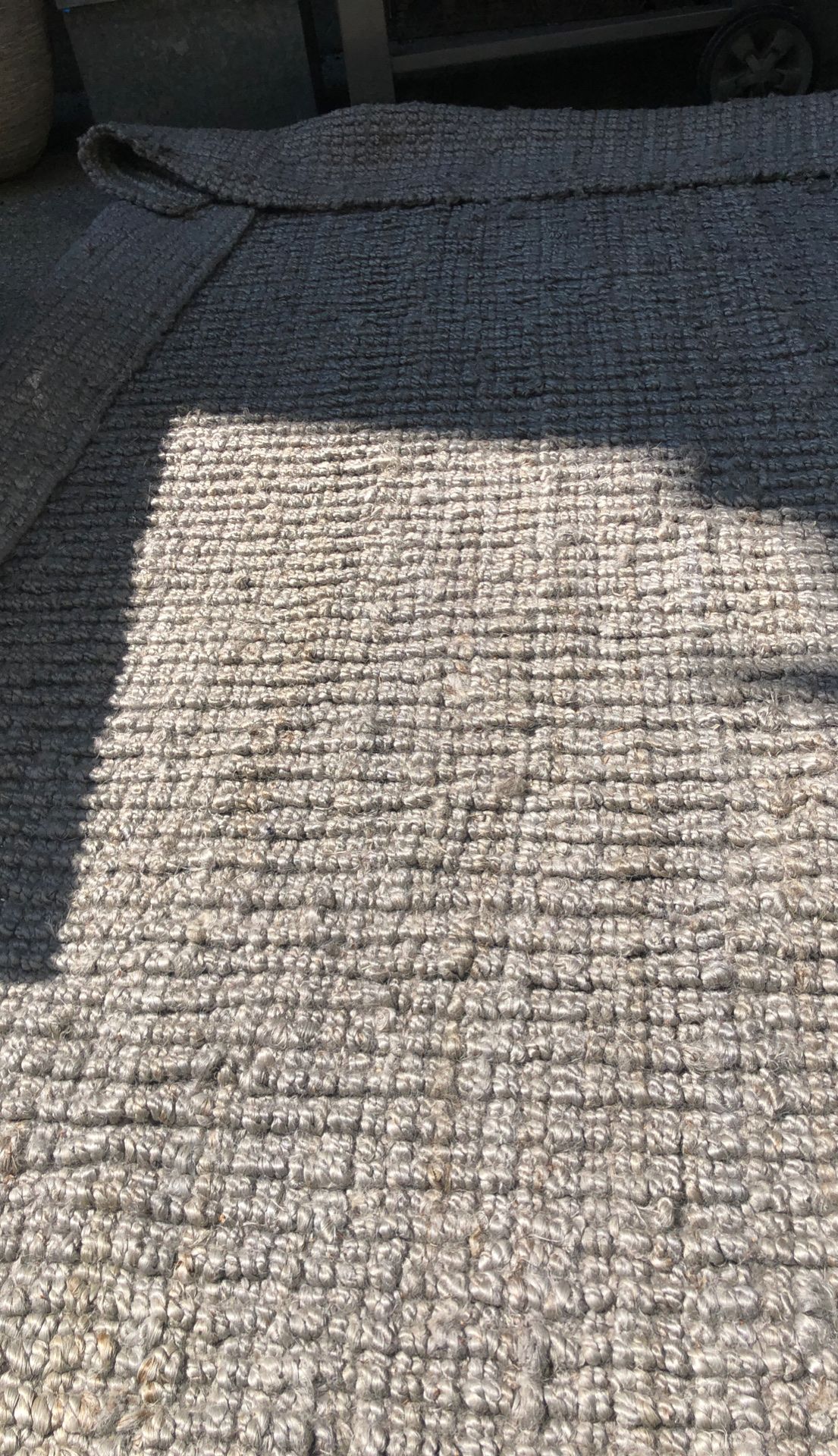 Handmade grey jute rug