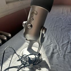 Blue Yeti Microphone 