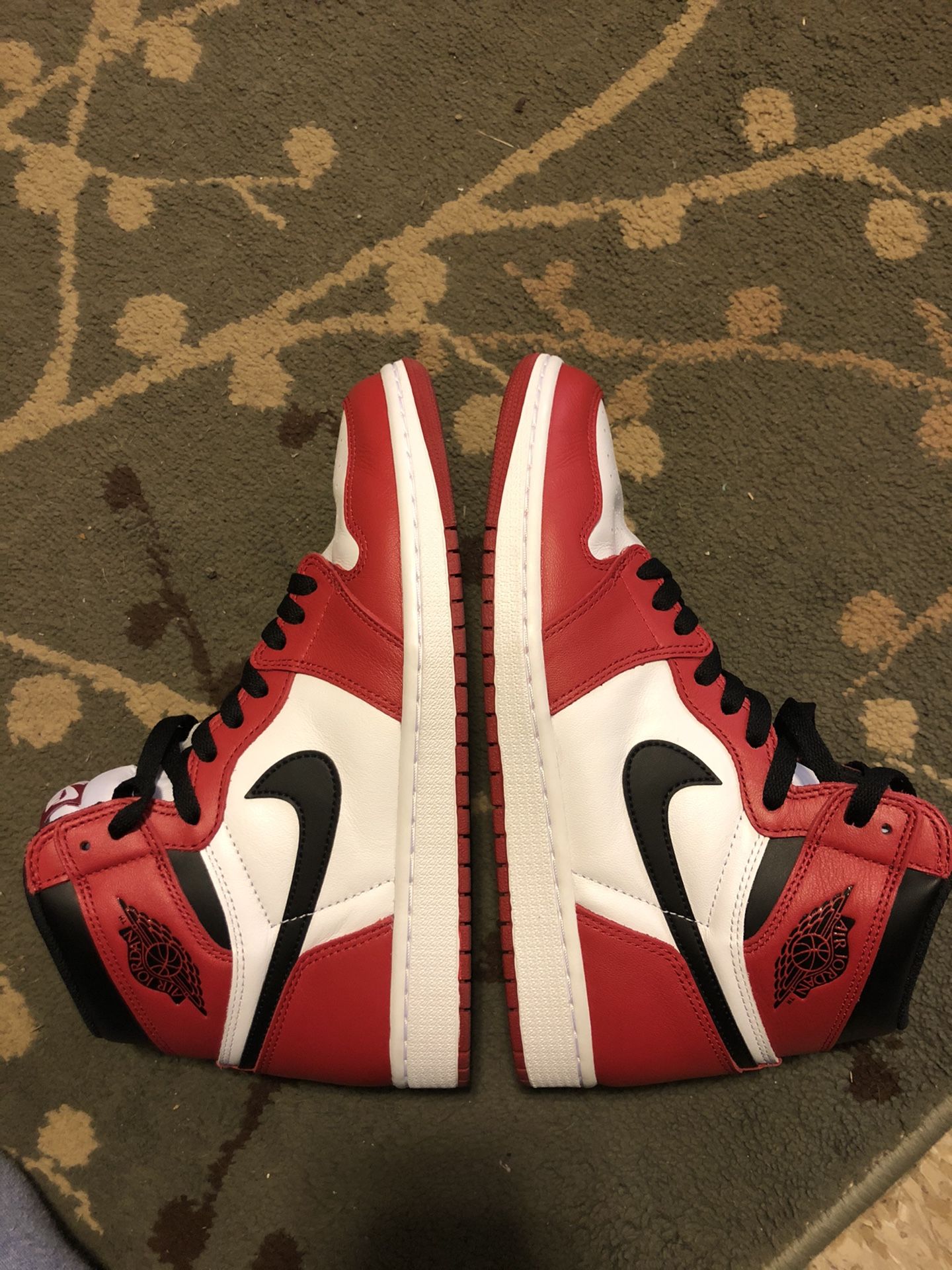 Air Jordan 1 Chicago 2015 Sz 10