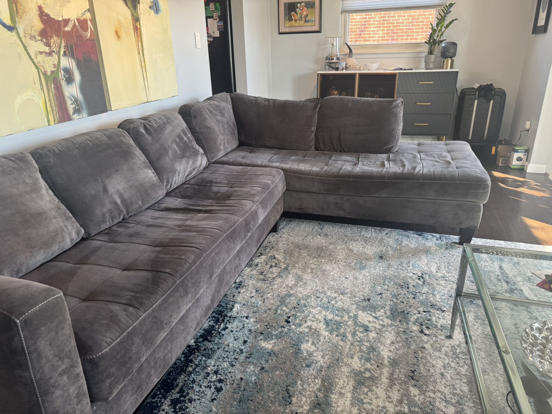 Grey L - Shaped Sectional Couch/sofa 
