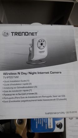Wireless day / night internet camera