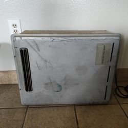 Rinnai Water Heater 