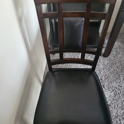 Dinning Table With 3 Chairs And 1 Bench. 