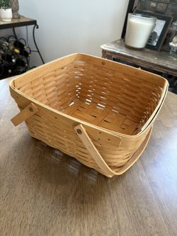 Longaberger Picnic Basket with Liner