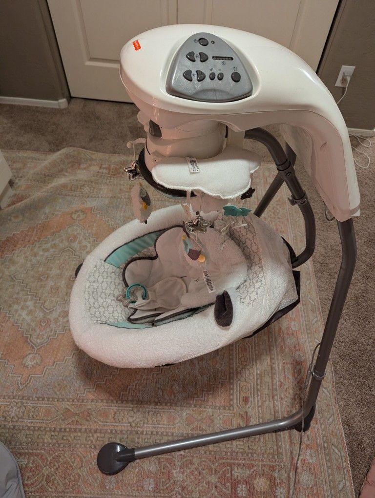 Fisher-price My Little Lamb Platinum II Cradle N' Swing