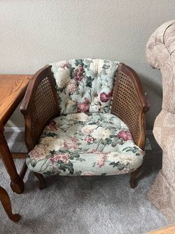 Vintage style floral print barrel chair